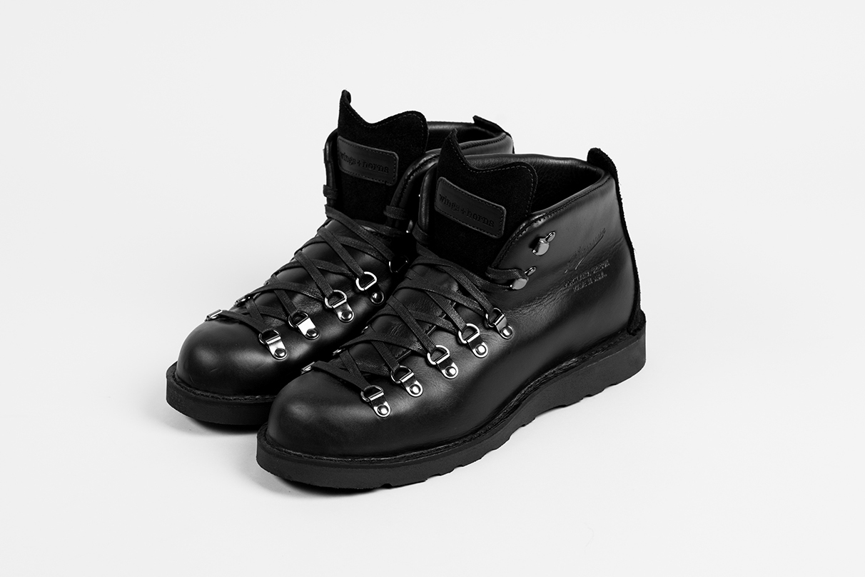 wings and horns officer boot